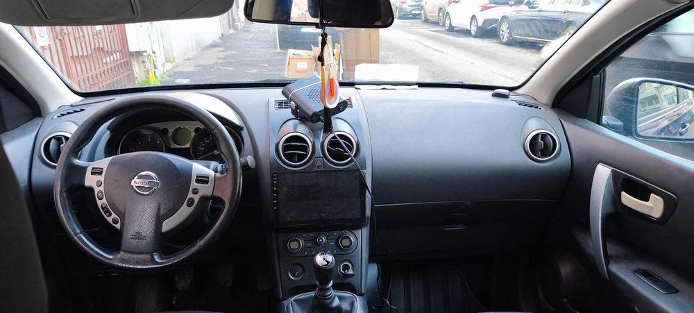 Vand Nissan Qashqai an 2007 ,1.5 dci defect