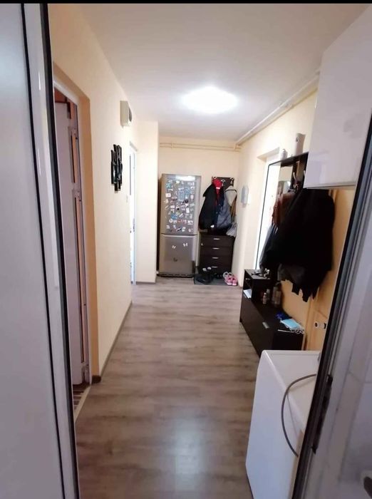 Inchiriez apartament cu 1 camera