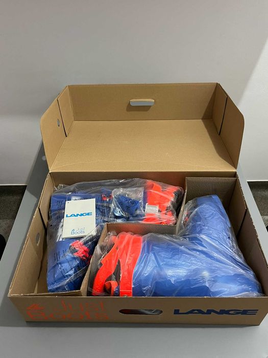 Clapari Ski Lange RS 130 LV