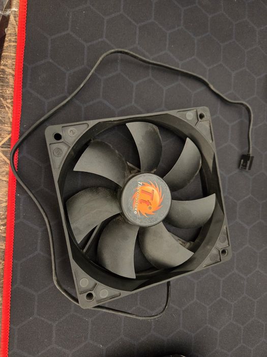 Кутия за геймърски компютър Thermaltake Versa N24