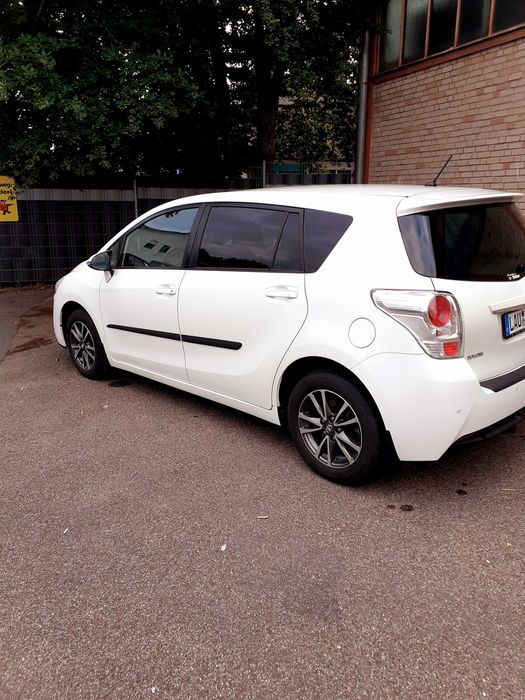 Toyota Verso de vanzare