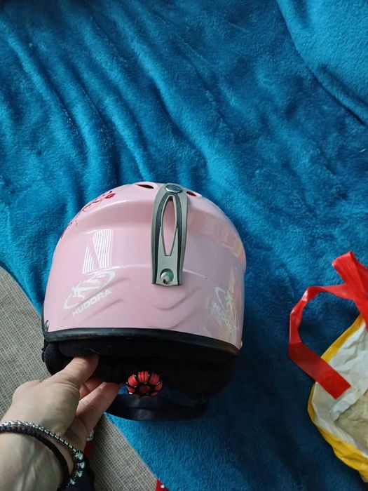 Употребявана ски каска 46-52 см за момиче