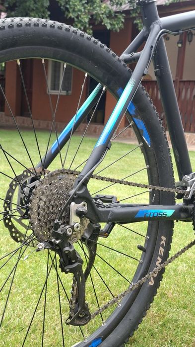 Cross grx 9 2024