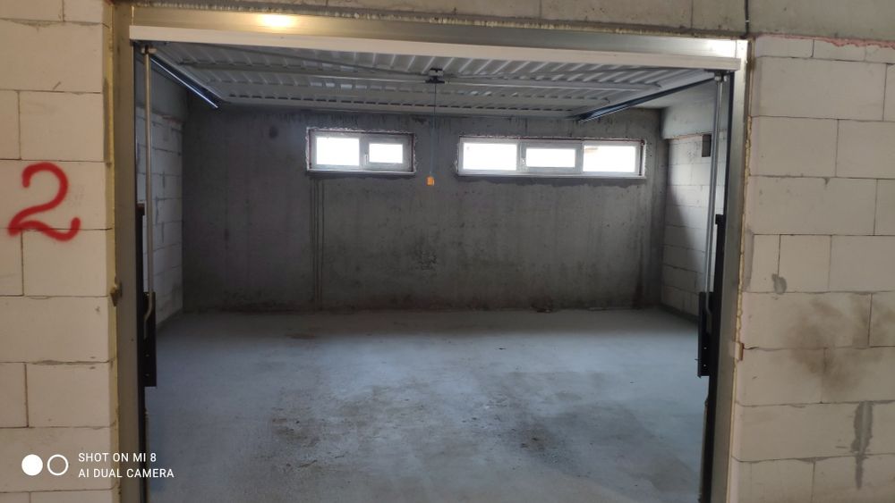 Дава се под наем Гараж / Паркомясто в Шумен, Томбул джамия - 33 кв.м за 81.6 € - Снимка #3