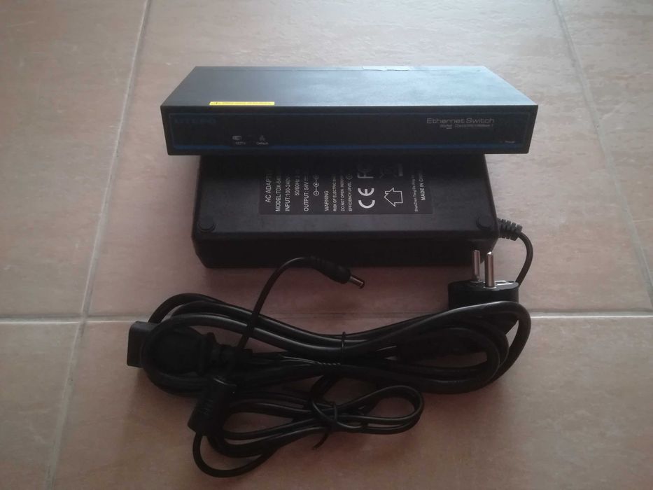 8 портов PoE суич - UTP3-SW08-TP120-A1