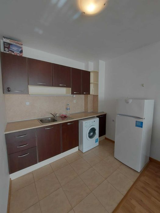 Продава се Двустаен апартамент в Пловдив, Южен - 73 кв.м за 1261 €/кв.м - Снимка #5