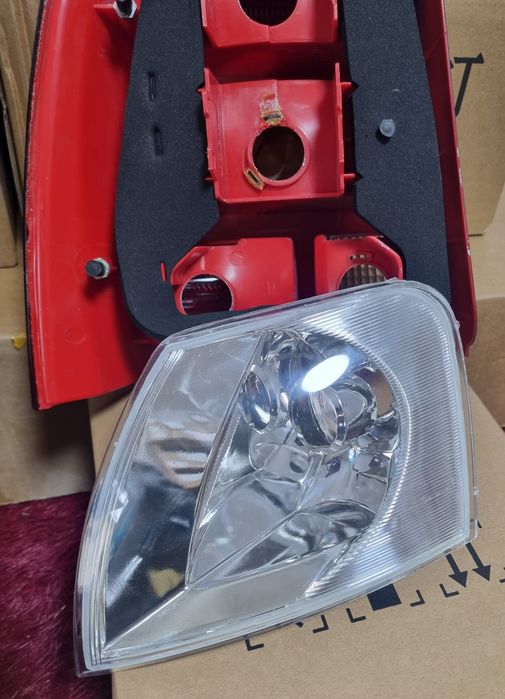 Фольксваген пассат В 5 фара задний фонарь