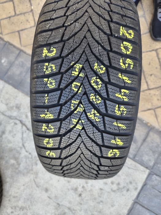 Зимни гуми Nexen 205/45/16 Wingard sport 2 dot 24