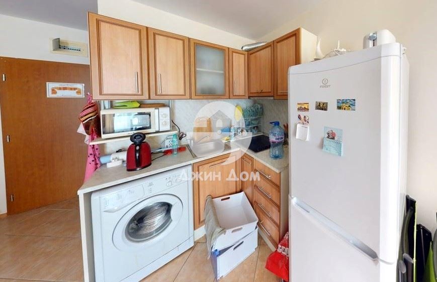 Продава се Двустаен апартамент в к.к. Слънчев бряг - 74 кв.м за 1014 €/кв.м - Снимка #4