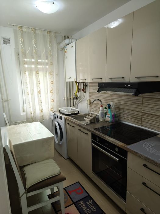 Închiriez apartament 2 camere