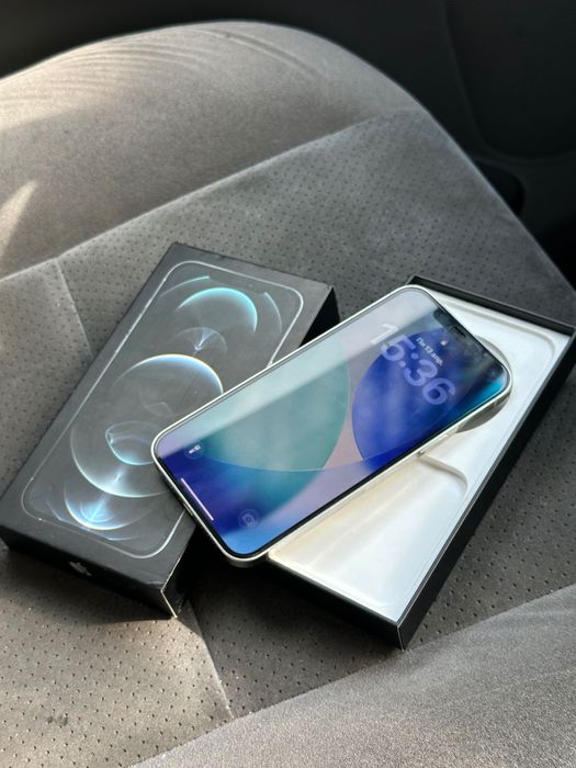 Айфон 12про макс в отличном состоянии