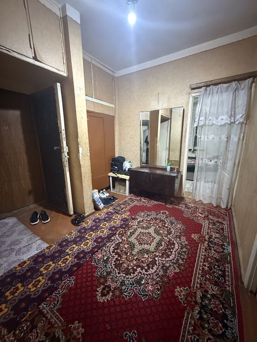 Срочно продаётся квартира Куйлюк 4 Улучшеная Планировка 2/1/4 не торец