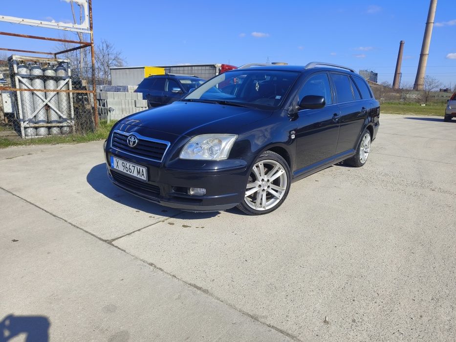 Тойота Авенсис Т25