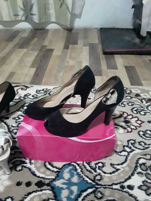 Вечерние обуви  комиссионный