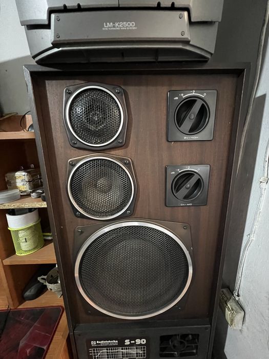 Продам колонки s-90