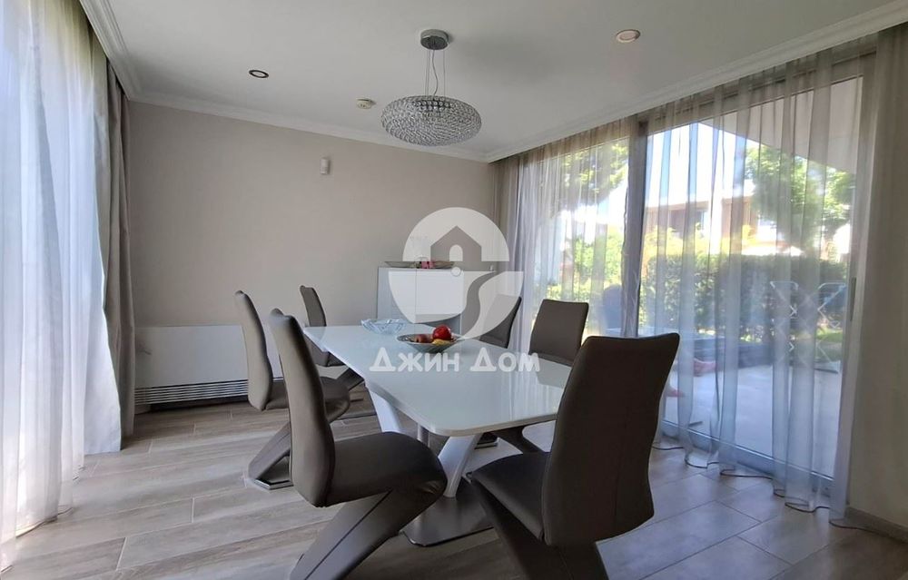 Продава се Къща в Бургас, Сарафово - 187 кв.м за 2942 €/кв.м - Снимка #3