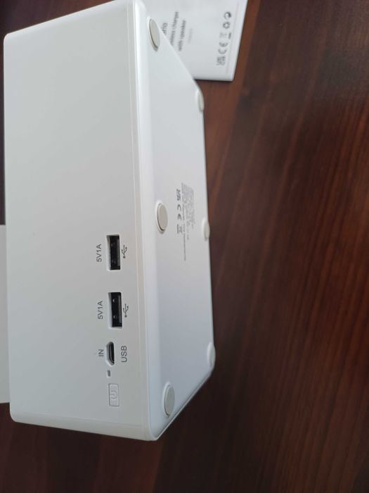 XdXClusive зарядно станция с говорител, много качествено