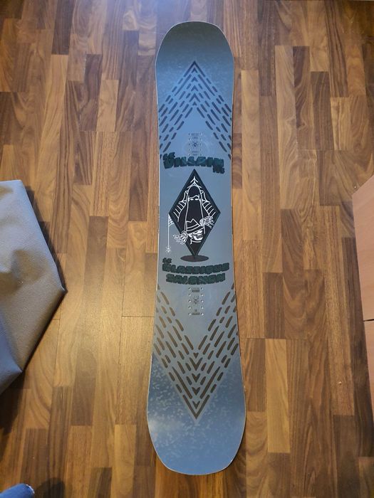 Сноуборд Salomon Villain 153