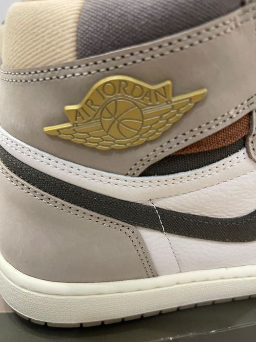 Air Jordan 1 High OG "Khaki"