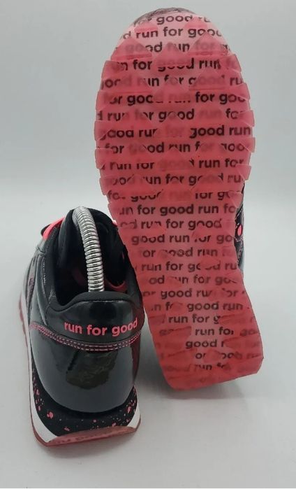 Женские кроссовки Saucony Jazz