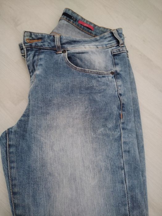 Blugi dama S Reserved marimea 28-29