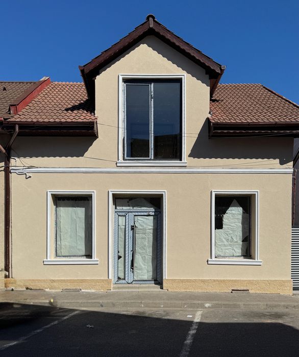 Spatiu comercial de inchiriat central