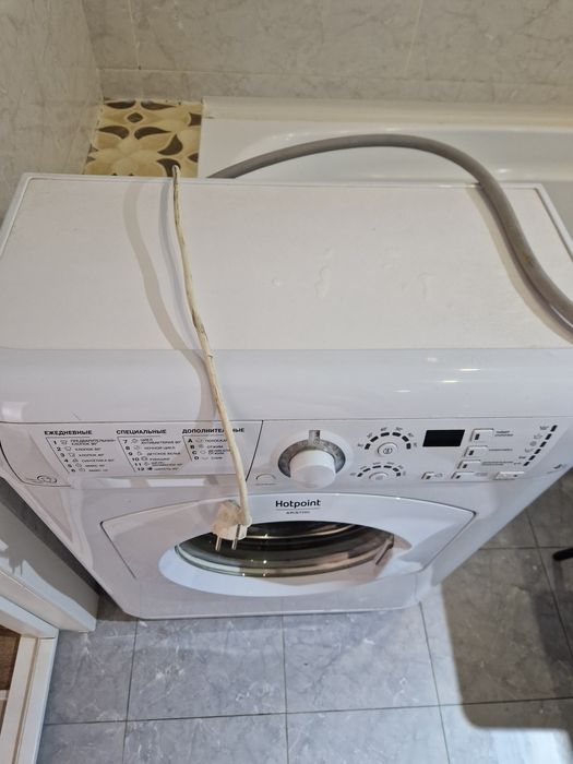 Продам стиральную машину