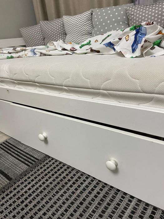 Продам детскую кровать