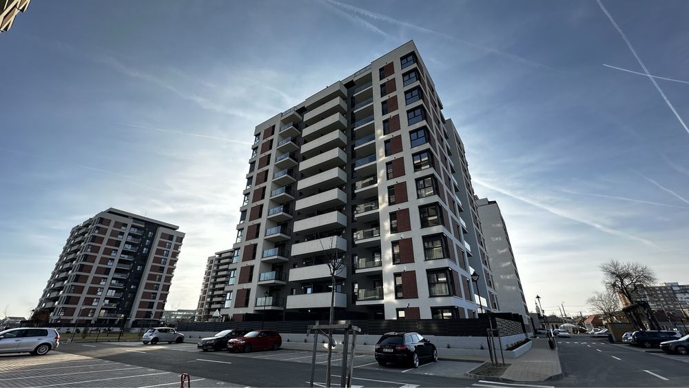 Regim hotelier, Adora Park, parcare, Netflix