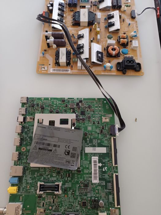 Placa de baza sursa smart tv samsung ue32j451daw si ue49mu6202k 2