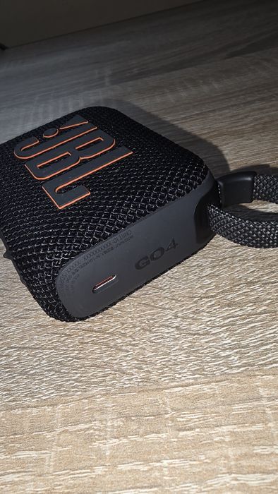 Vand boxa jbl go4