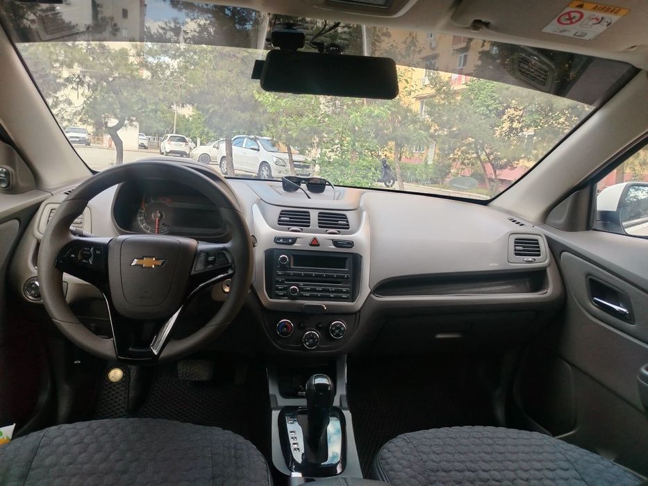 Chevrolet Cobalt 2021 — 5