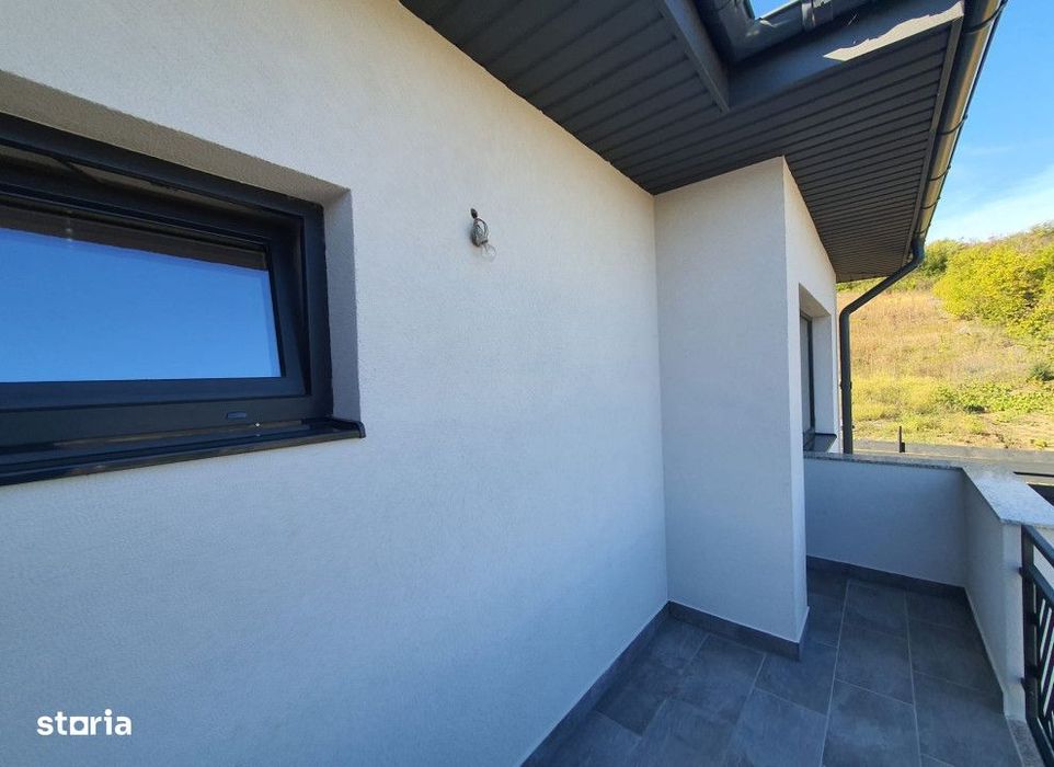 Promotie:duplex 4 camere Bucium-Visani,strada principalaCod:155795