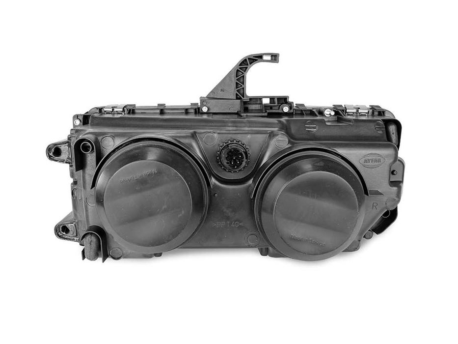 Фарове Фар за Мерцедес Аксор MP2 / MERCEDES AXOR MP II 2004 - 2015