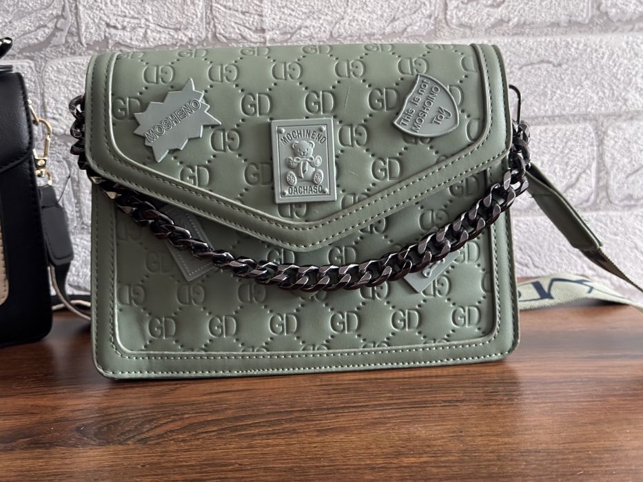 Продаю сумки.