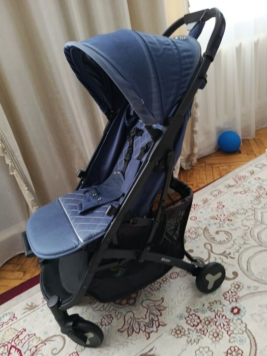 Продам коляску прогулочную