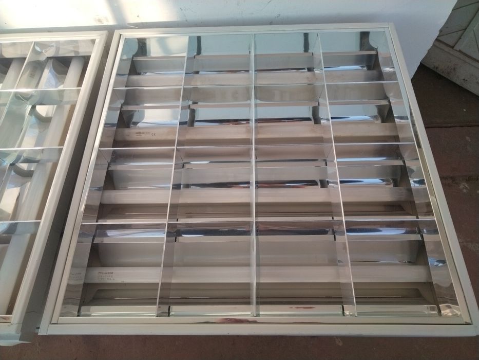 Осветително тяло за пури 4x60см, за вграждане в растерен таван, бяло т