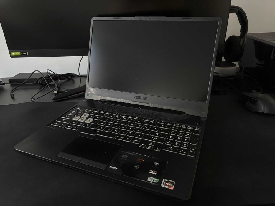 Laptop Asus TUF Gaming A15 - Ryzen 7 4800H - RTX 2060 6GB - 16 GB RAM - SSD 1 TB + Cooler Thermaltake + Mouse Razer
