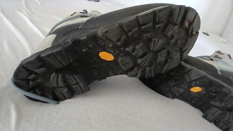 Bocanci drumetie Raichle/Mammut