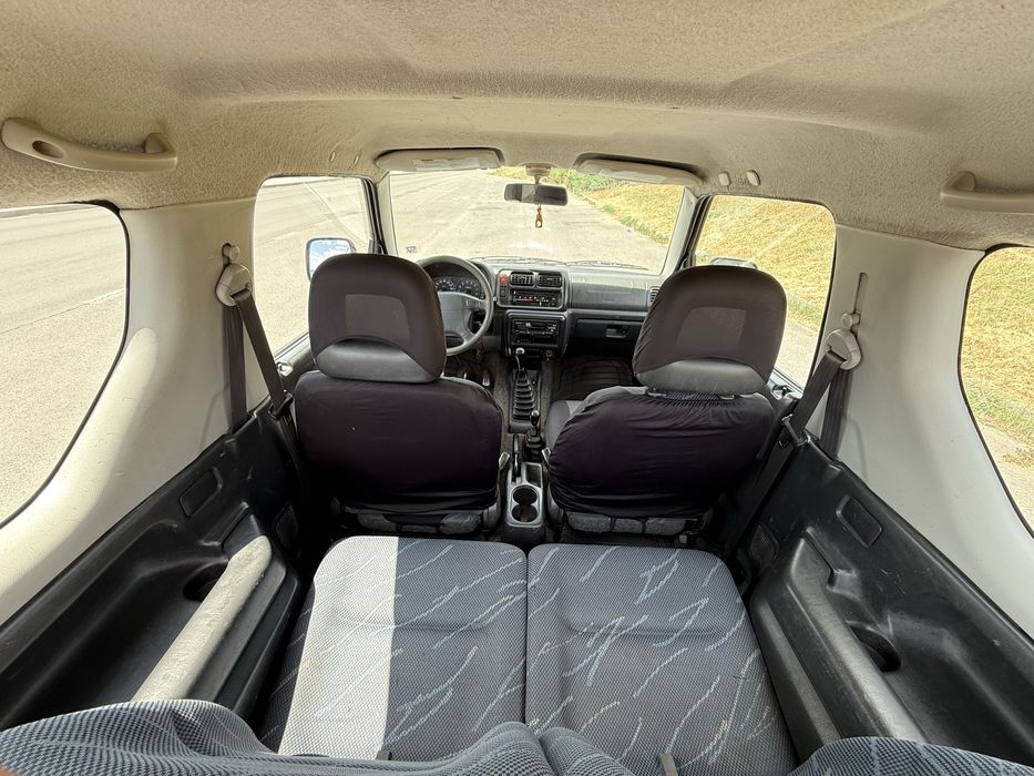 джип Suzuki Jimny