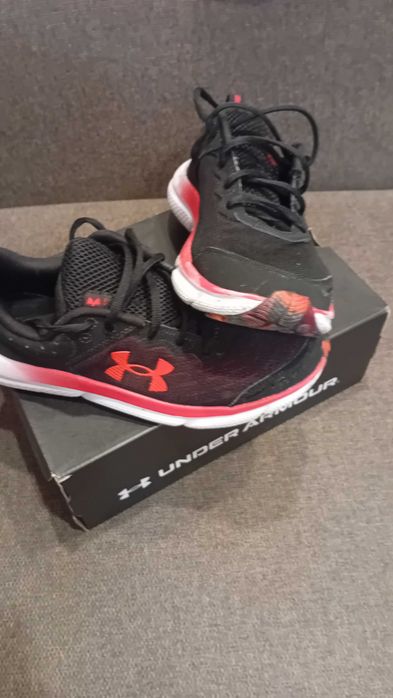 Pantofi sport Under Armour