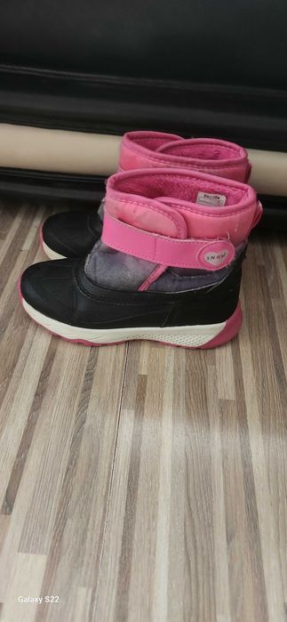 Топли апрески за момиче