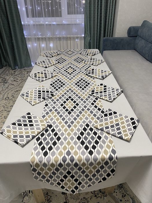 Скатерть, раннер и салфетки