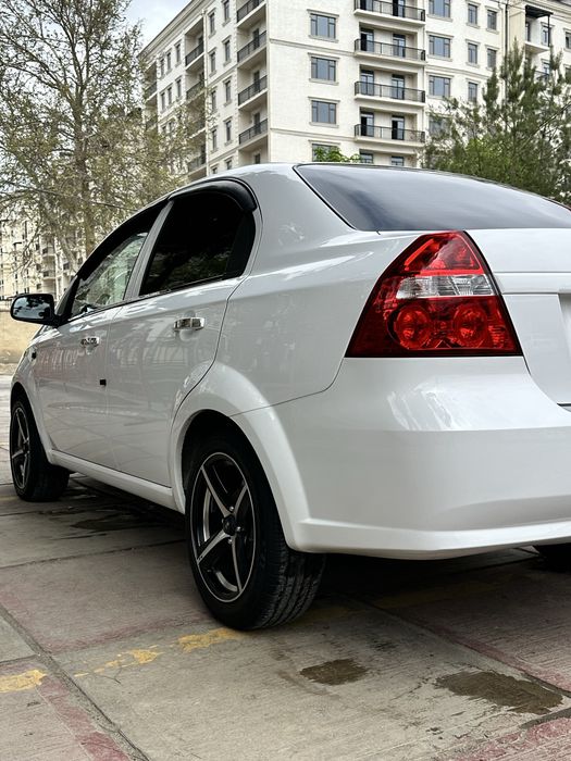 Продаю нексия 3 2021 г