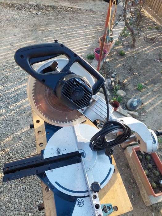 Masina taiat/debitat metal si lemn ,freza pentru lemn Power CRAFT , circular cu sina Einhell + bormasina.