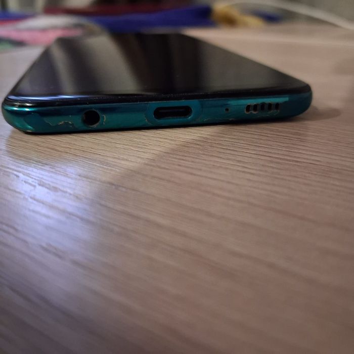 Продам телефон самсунг а30с