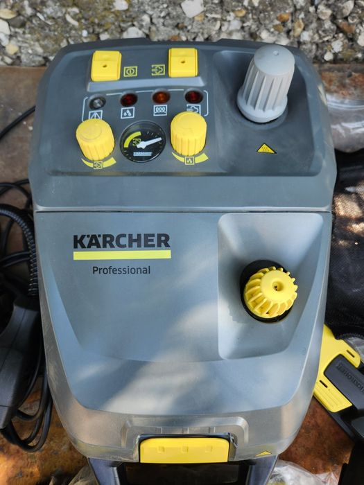 Професионална парочистачка karcher.
