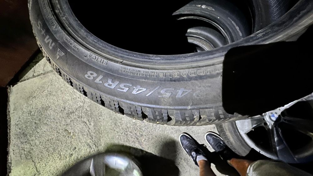 Продам шины зимние
