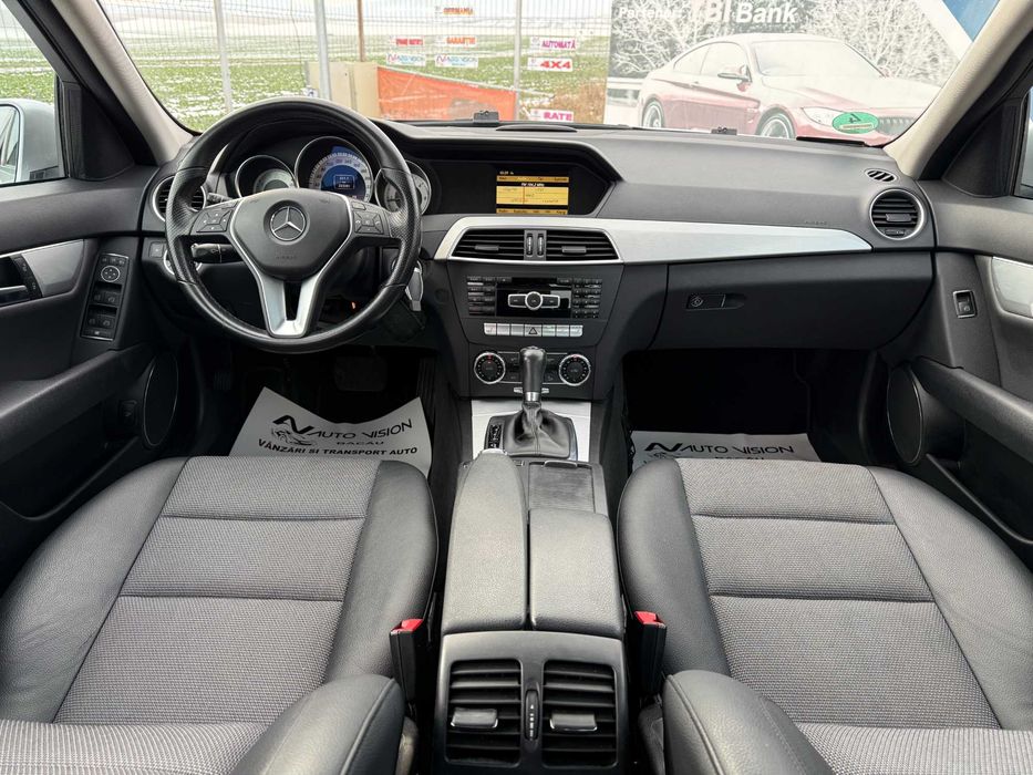 *RATE*Mercedes C220 Avantgarde 2.2CDI 11/2012 Automata Xenon Webasto!