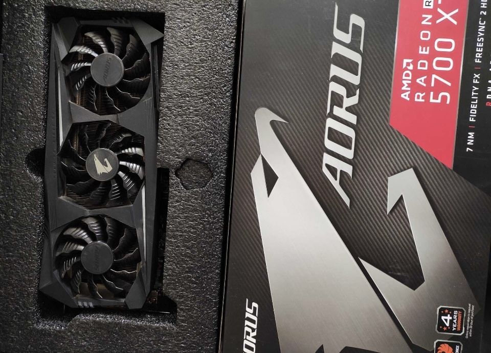 Видеокарта AORUS AMD Radeon RX 5700XT